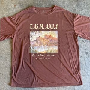 Tasmania graphic tee